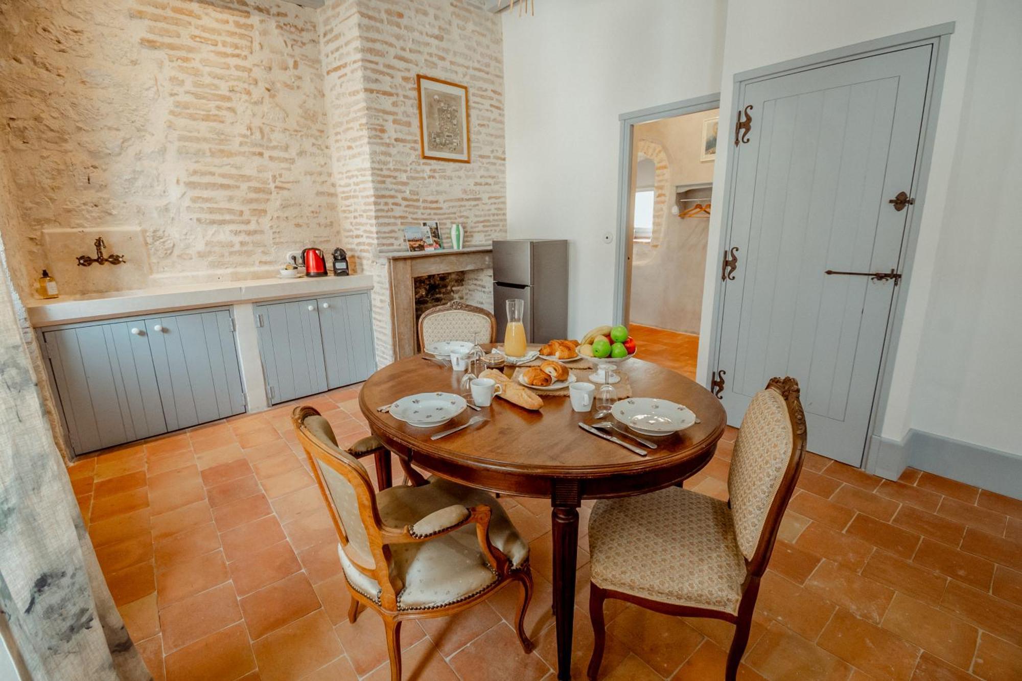 La Chambre Bleue Lauzerte Esterno foto