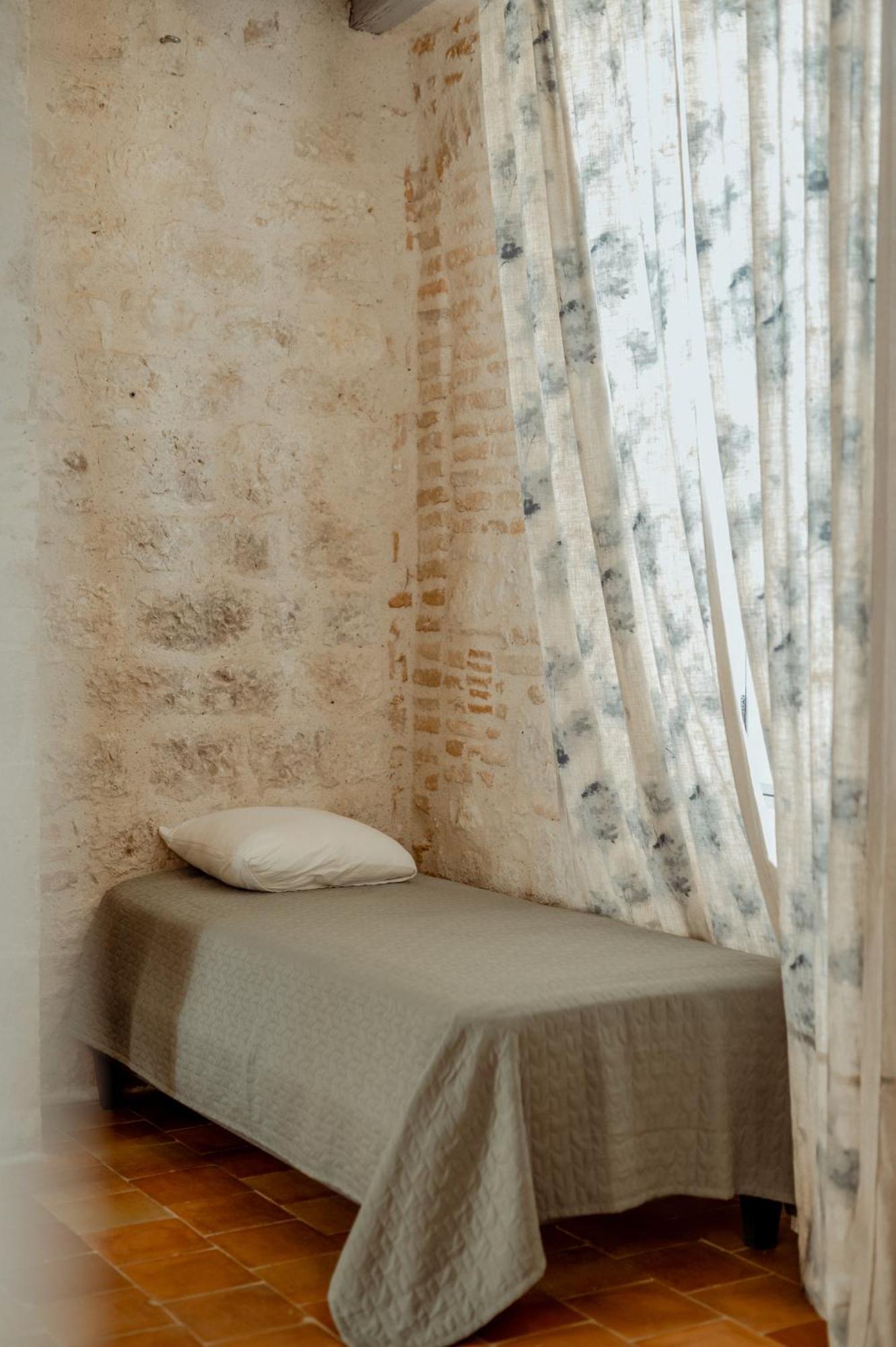 La Chambre Bleue Lauzerte Esterno foto